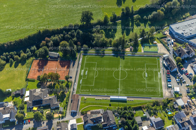 Lennestadt230909733Elspe | Luftbild, Sportplatz Elspe, Lennestadt, Sauerland, Nordrhein-Westfalen, Deutschland