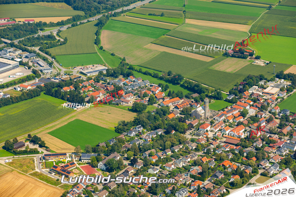 Das Luftbild zeigt :  Anzing - Die Luftaufnahme wurde 2024 vom UL-Flugzeug aus erstellt ( keine Drohne ) - Hochauflösende Luftaufnahme - Für grossformatige Ausdrucke geeignet. Die Geschenkidee !Mit Lizenz und Bildrechte bestellbar