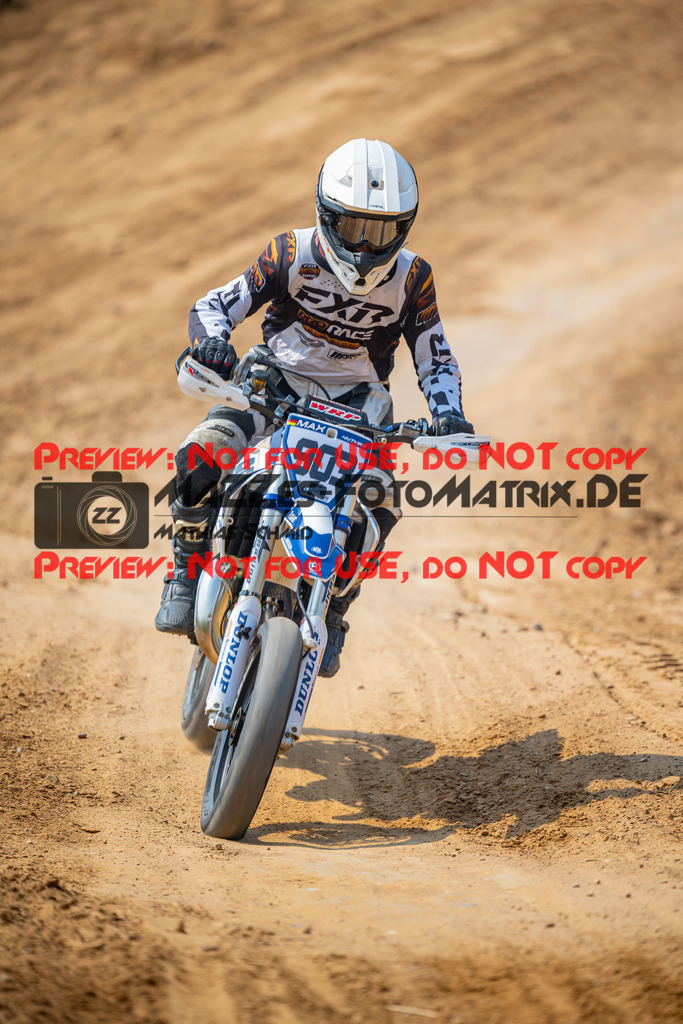 MaZZes-Fotomatrix-20260816-615322 | ROOKIES