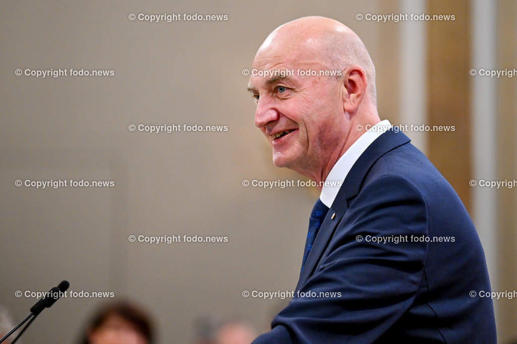 Landhaus Linz_ Promenade_ Landtagssitzung_ 24.10.2024-37 | 24.10.2024, Landhaus Linz AUT, Promenade, Landtagssitzung, im Bild LR Christian Doerfel (VP)