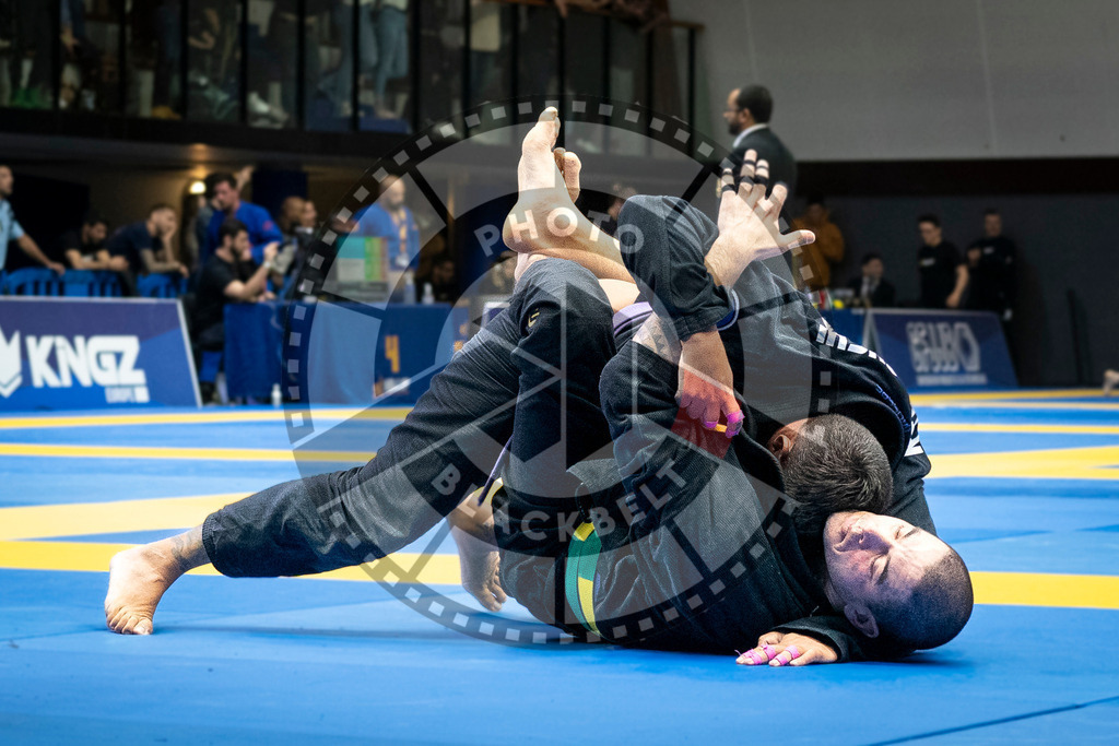 20240125PBB02260 | Fighters compete during the sixth day of the Brazilian Jiu-jitsu European Championship of the IBJJF in Paris, France, on January 25, 2024.