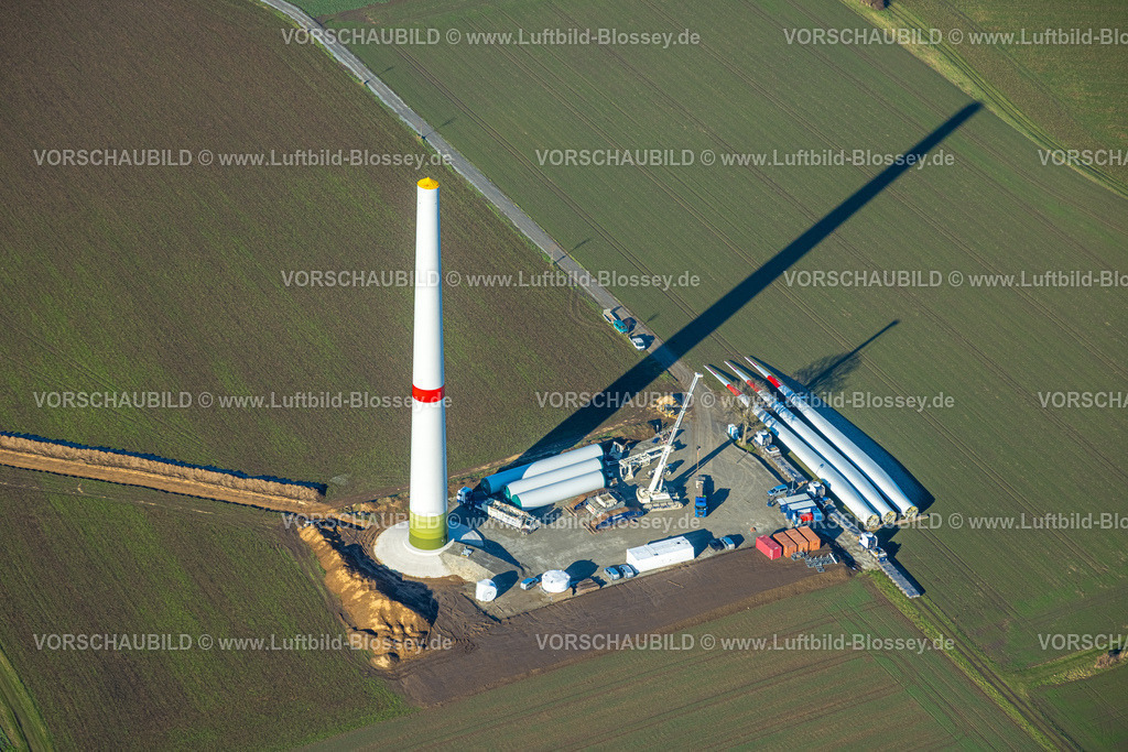 Soest260104016 | Luftbild, Windradbau auf einem Feld zwischen Opmünder Weg und Alter Hellweg, Opmünden, Bad Sassendorf, Südwestfalen, Nordrhein-Westfalen, Deutschland