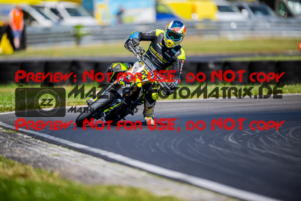 MaZZes_FotoMatrix_220702_877 | S1