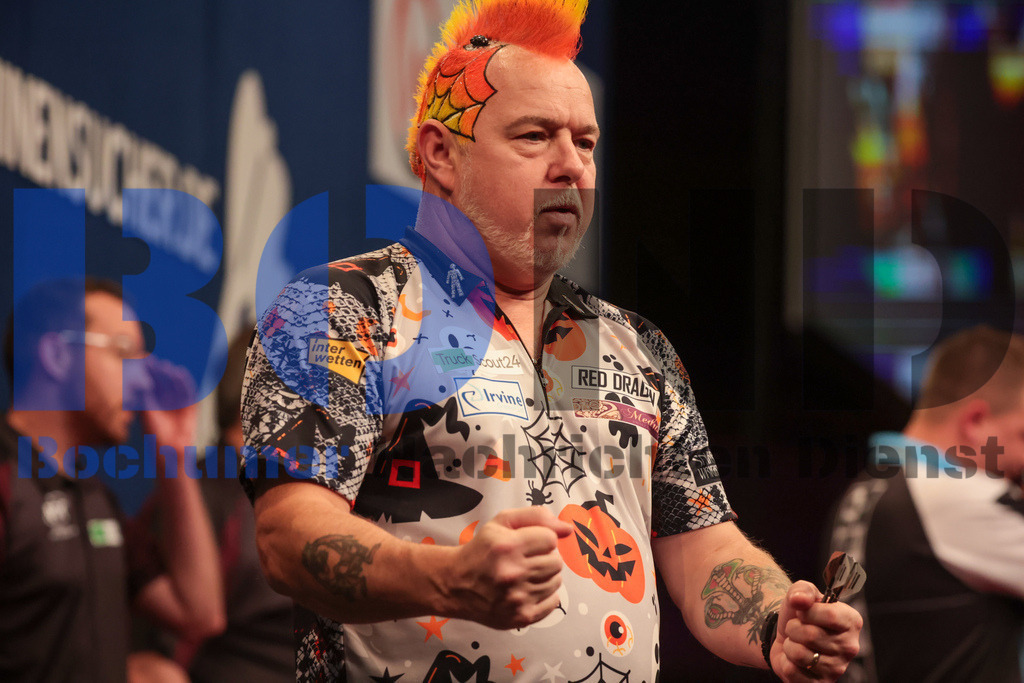  29.10.2023 - 
 | Sebastian Sendlak / Bochumer Nachrichtendienst (BOND) - PDC European Darts Championship: Viertelfinale {Persons shown} - Realisiert mit Pictrs.com