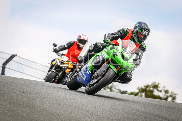 0692-260605BB-017_692 | Deine Full-Service-Agentur für ✔️Videoproduktionen und ✔️Motorsportfotografie Jetzt Angebot anfragen!