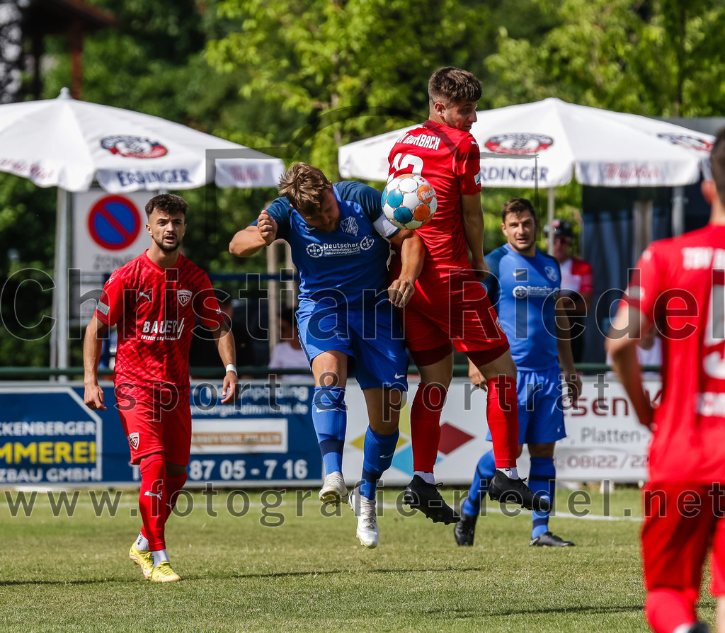 2023-07-08_076_FC_Langengeisling_gegen_TSV_Buchbach | Erding, Deutschland, 08.07.2023:
Fußball, Bezirksliga Oberbayern Ost 2023 / 2024, Testspiel, FC Langengeisling gegen TSV Buchbach, Endergebnis: 0:6

+b15+, Hannes Dornauer (FC Langengeisling, #33), Manuel Mattera (TSV Buchbach, #13)

Foto: Christian Riedel / fotografie-riedel.net