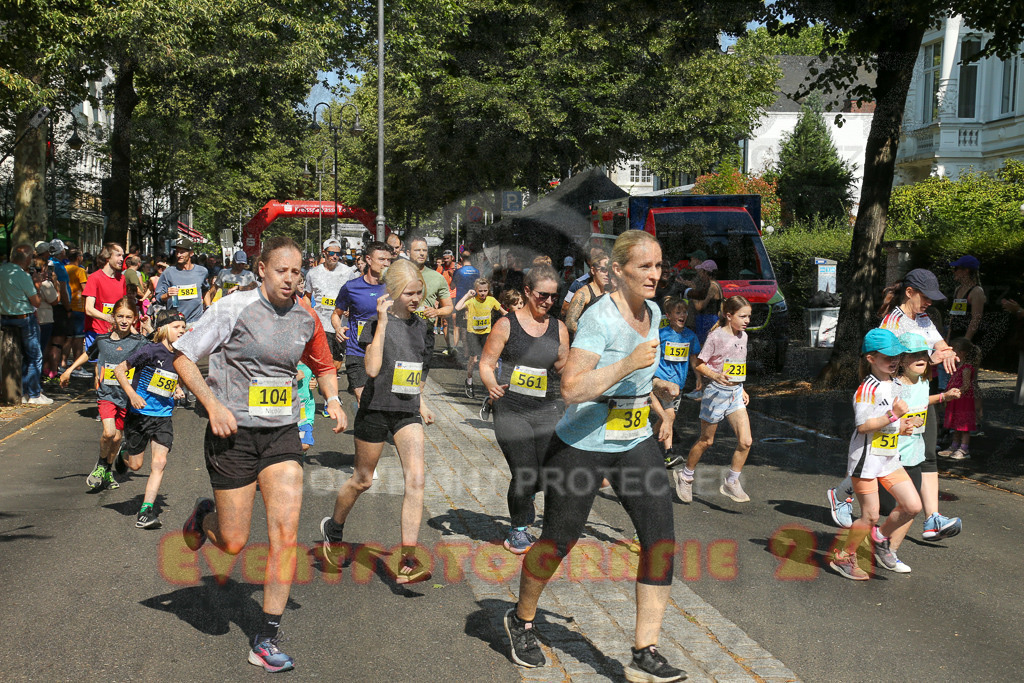 250621_1025_EX1_1810 | Sportfotografie im Rhein-Sieg Kreis, Köln, Bonn, NRW, Rheinland Pfalz, Hessen, etc. Unser Tätigkeitsfeld umfasst den Laufsport vom Volkslauf über den Marathon, Duathlon, Triathon bis zum Ultralauf wie Kölnpfad Ultra oder Schindertrail.