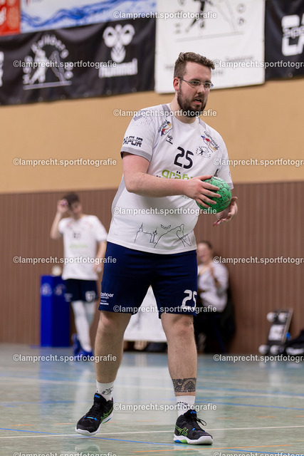 Handball I Herren I Saison 2025-2026 I SHSE Manfred-Frank-Pokal I Viertelfinale I HSG Kalkberg 06 II - HSG Kalkberg 06 138 | Lukas Krosta (25, HSG Kalkberg 06 II) - Realisiert mit Pictrs.com