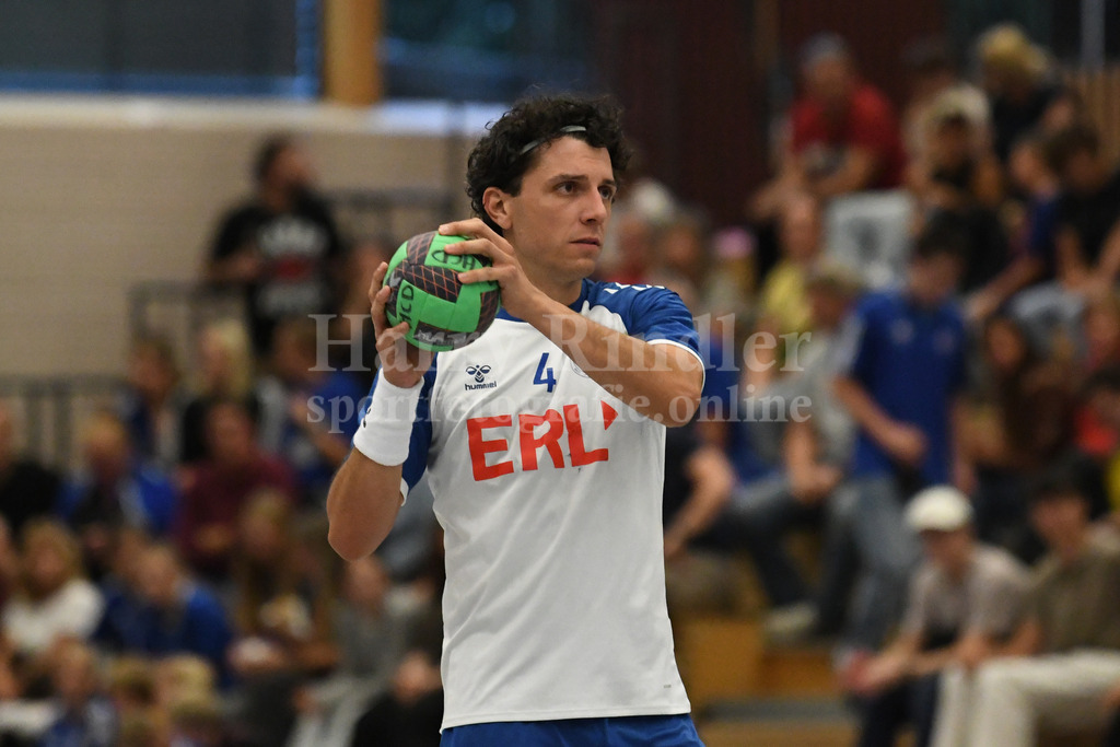 HC Deggendorf : SSG Metten | Valentin  Lotos (HC Deggendorf) - Realisiert mit Pictrs.com