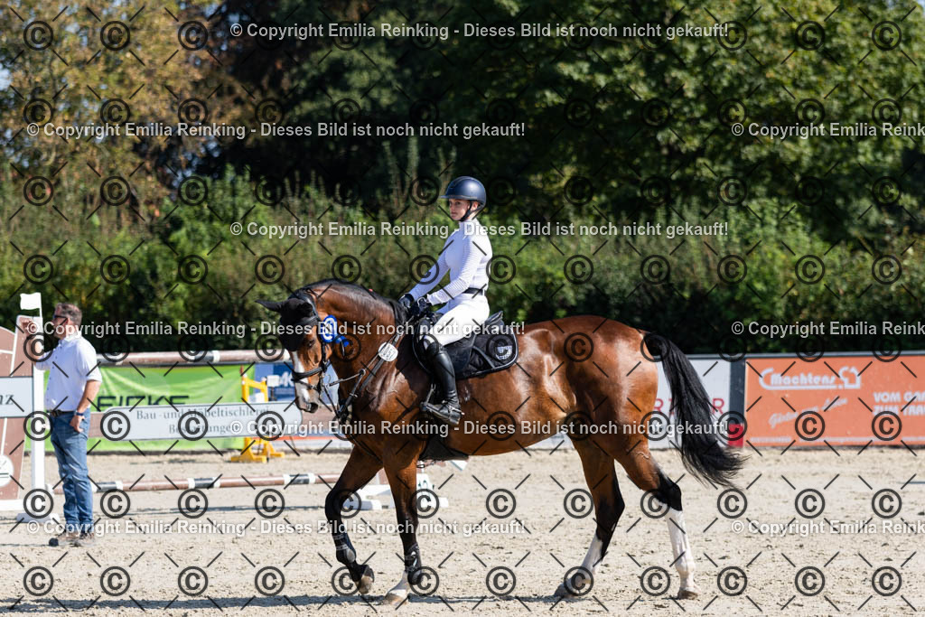 CL5A9880 | Emilia Reinking Fotografie - Realisiert mit Pictrs.com