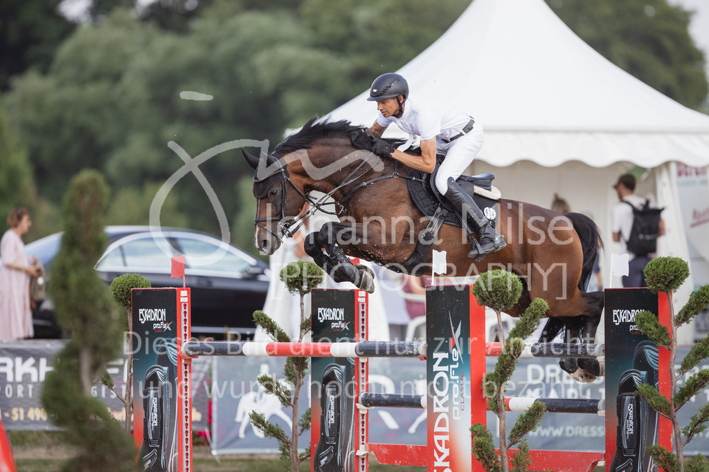 230624_PfSpTa_Youngster-S-336 | Deine schönsten Turniermomente als professionelle Fotos! Entdecke hochwertige Pferdesport-Fotografie im Online-Shop. Jetzt Fotos finden & bestellen!