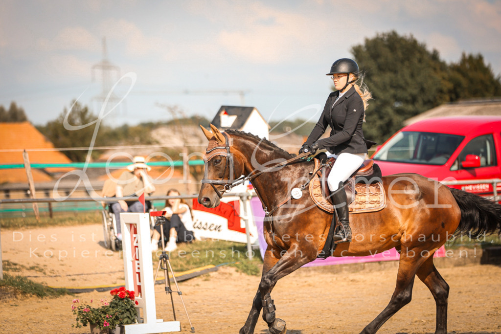 01.FrSpE00225 | Leoni Ertmer Photography - Realisiert mit Pictrs.com