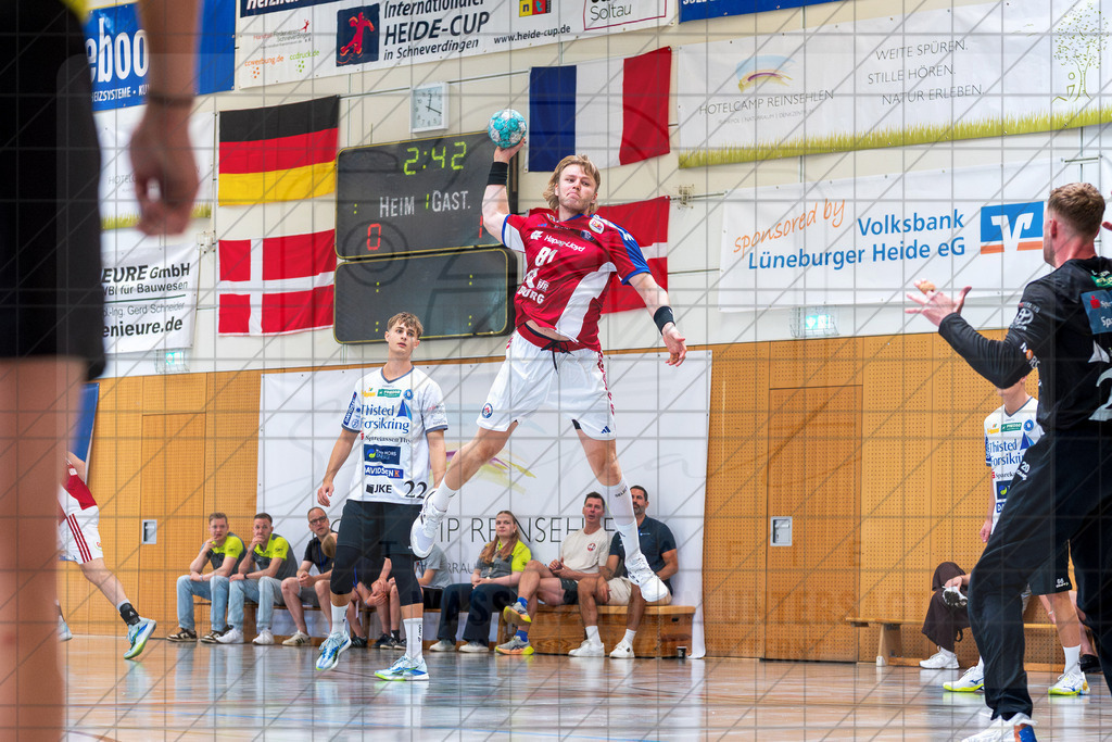 IHC 2026 - Handball-Club Hamburg vs. Mors-Thy Håndbold | Martin Hovde (Handball-Club Hamburg #81); IHC 2026 - Handball-Club Hamburg vs. Mors-Thy Håndbold am 08.08.26 in Sporthalle KGS, Schneverdingen - Realisiert mit Pictrs.com