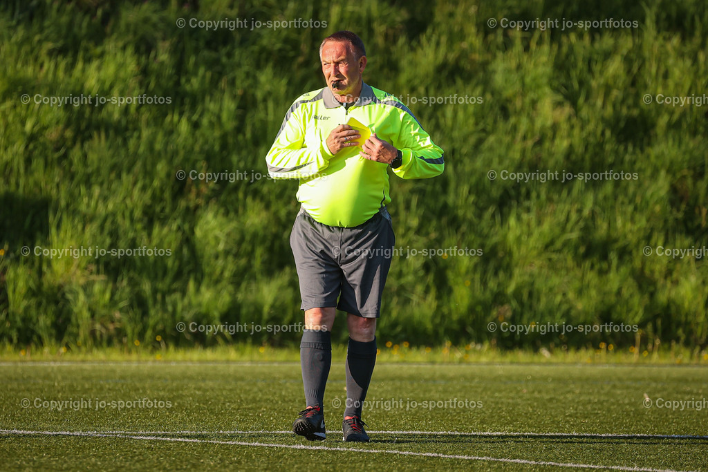 BQ3I2361 | 02.05.2023; Kreisliga C2 Dillenburg; Kunstrasenplatz Oberscheld; SV Oberscheld II - SG Ambach II; Ergebnis 3:4 (0:2)