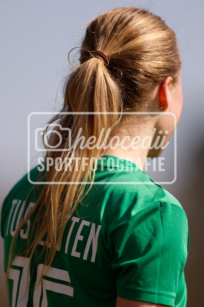 Fußball I Frauen I Saison 2025-2026 I Oberliga Niedersachsen I 17. Spieltag I TuS Lutten - BW Hollage-68 | realhellocedii - Realisiert mit Pictrs.com