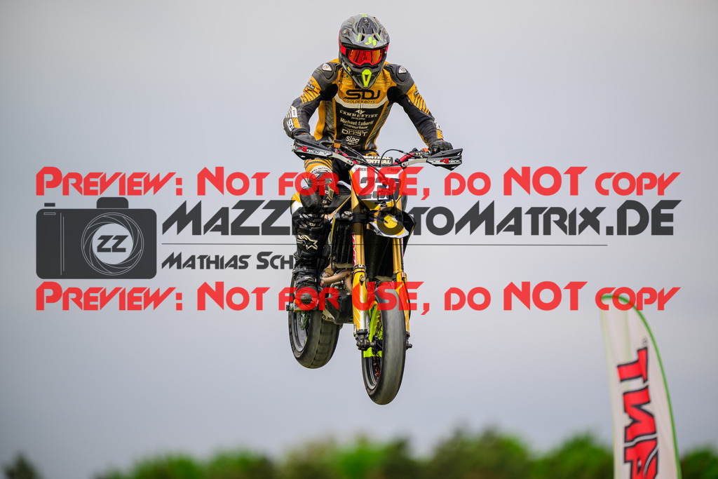 MaZZes_Fotomatrix_20250503_6007705_2001 | S4