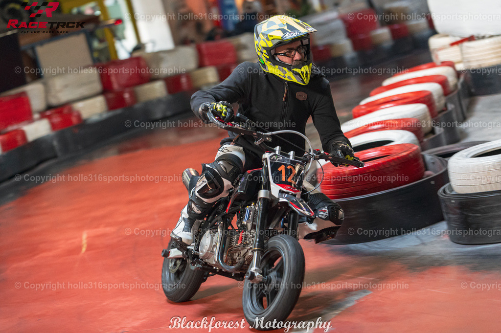 26_01_25racetrck.1215-4 | Sportfotografie , Motorsport, Motoross, Reitsport, Mointainbike, Enduro,
Landschaft , Outdoor, Eventfotografie, Landschaft, Bilder online bestellen - Realisiert mit Pictrs.com