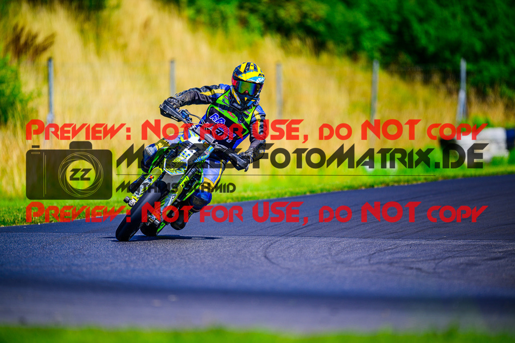 MaZZes_FotoMatrix_240714_6007705_7049 | S4