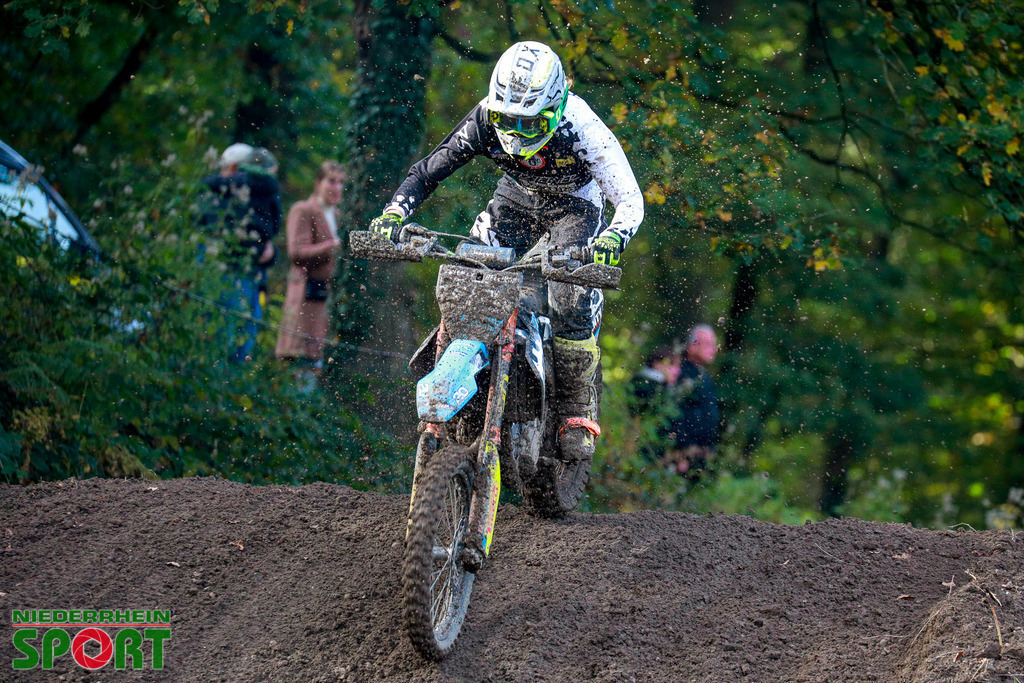 OpenTrack2024_Sonntag_Hobbyfahrer_155 | Bildergalerie von Sport-Ereignissen aber auch von weiteren spannenden Dingen - nicht nur vom Niederrhein. In Anlehnung an den bekannten Spruch von Hanns Dieter Hüsch heißt das Motto: "Niederrhein ist überall".  - Realisiert mit Pictrs.com