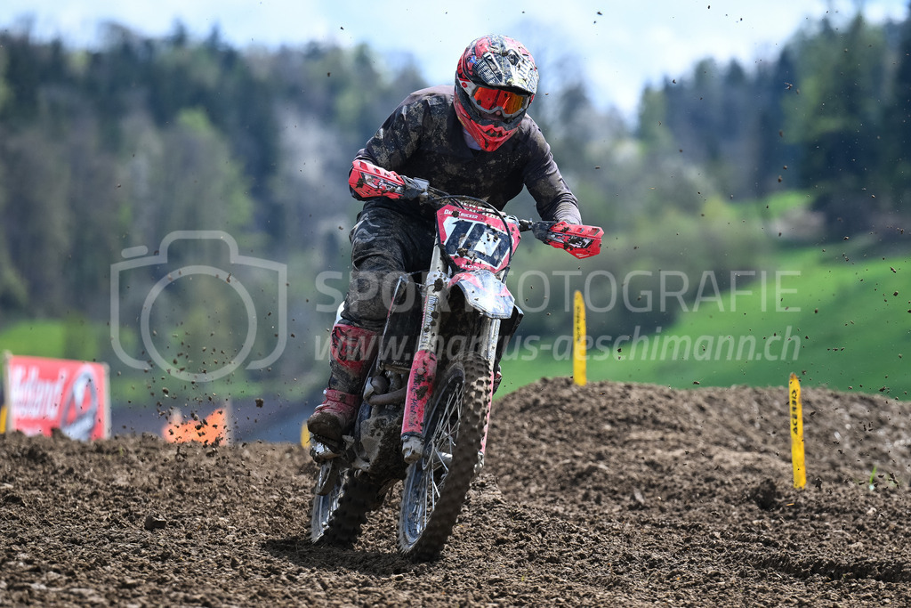 Motocross Schlatt bei Winterthur - 29. April 2023 | #10 Krucker Daniel aus Naefels (CH) auf Honda in der Kategorie MX2 am Motocross Schlatt bei Winterthur, 29. April 2023.
Instagram: @mx_schlatt | @mc_wila | @sam_schweiz
Bild: Sportfotografie Markus Aeschimann | www.markus-aeschimann.ch - Realisiert mit Pictrs.com