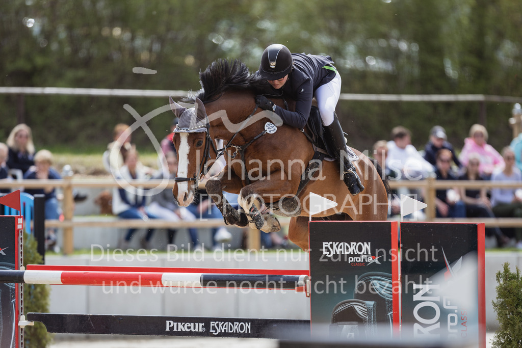 230501_SpengeW_Stil-S-416 | Deine schönsten Turniermomente als professionelle Fotos! Entdecke hochwertige Pferdesport-Fotografie im Online-Shop. Jetzt Fotos finden & bestellen!
