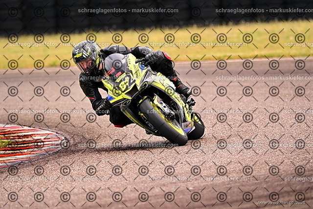 25bt02-0191 | markuskiefer.com - Realisiert mit Pictrs.com