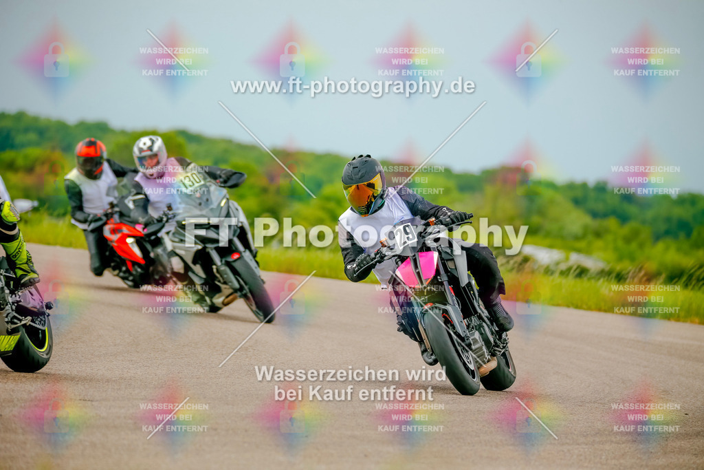 _MOT1668 | Hier findet Ihr Bilder von Touristenfahrten auf der Nürburgring Nordschleife oder von anderen Veranstaltungen die ich besucht habe. Viel Spass beim Durch Schauen 