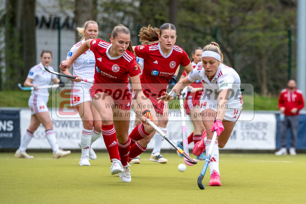 SFE_20260321_0037 | Köln, Deutschland, 21.03.26: Feldhockey 1. Bundesliga Damen zwischen Rot-Weiss Köln - Bremer HC im REWE Sportpark am 21.03.2026 in Köln, Deutschland. (Foto von Stephan Fehrmann)Köln, Germany, 21.03.26: Feldhockey 1. Bundesliga Damen between Rot-Weiss Köln - Bremer HC in REWE Sportpark at 21.03.2026 in Köln, Deutschland. (Foto from Stephan Fehrmann)