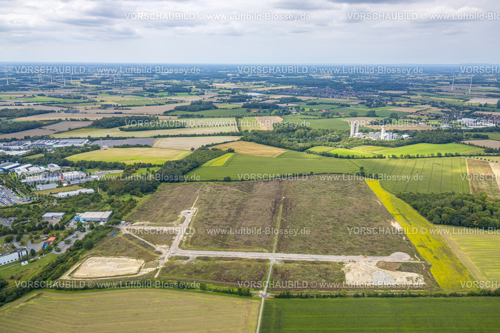 Ahlen230803082 | Luftbild, uftbild, Freifläche Kruppstraße Ecke Harntheiweg am Gewerbegebiet Ahlen-Ost, Wiesen und Felder, Rosendahl, Ahlen, Ruhrgebiet, Nordrhein-Westfalen, Deutschland
