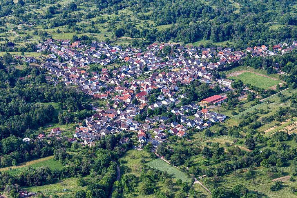 Luftbild: Oberweier im Ortsteil Oberweier in Gaggenau im Bundesland Baden-Württemberg in Deutschland. – Foto: IMG_131673.jpg vom 22.05.2022 durch Werner Riehm/FLY-FOTO.de – Auflösung des Originals: 5086 x 3391 px – Whatsapp
