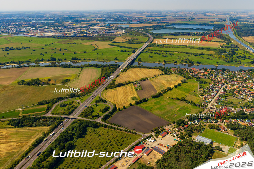 Schöne Luftaufnahme als Geschenk in Hohenwarthe Möser - Die Luftbildaufnahme wurde 2025 vom UL-Flugzeug heraus erstellt ( keine Drohne ) - Hochauflösende Luftaufnahme -Nicht vergleichbar mit Google Maps oder Satelittenbilder- Die Geschenkidee !Mit Lizenz und Bildrechte bestellbar