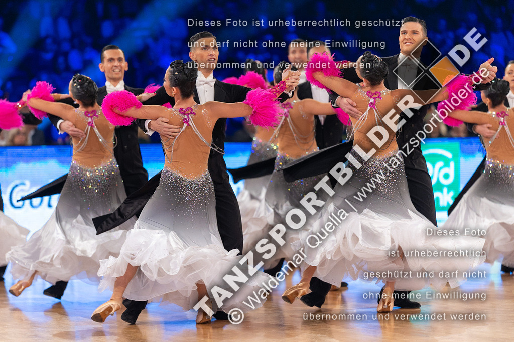 20231111-14809 | Hier finden Sie Tanz Bilder vom Latein und Standard Formationen tanzen. Sportbilder vom Tanzsport. Schöne Fotos und von Weltmeisterschaft, Europameisterschaft, Bundesliga, Regionalliga, Oberliga und Landesliga sowie von GOC Stuttgart, DanceComp, WM Bremen
