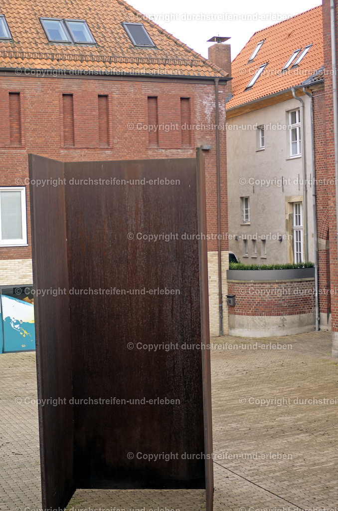 Fassbinder von Richard Serra Münster | Fassbinder von Richard Serra Münster - Realisiert mit Pictrs.com
