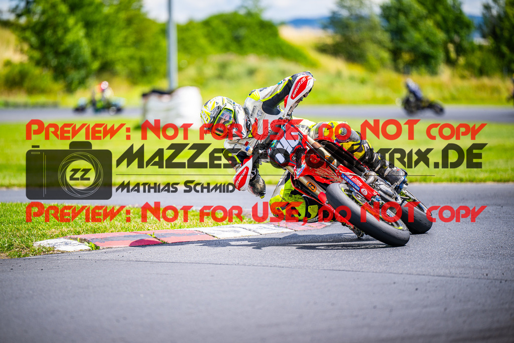 MaZZes_FotoMatrix_240713_6021986_7951 | S1