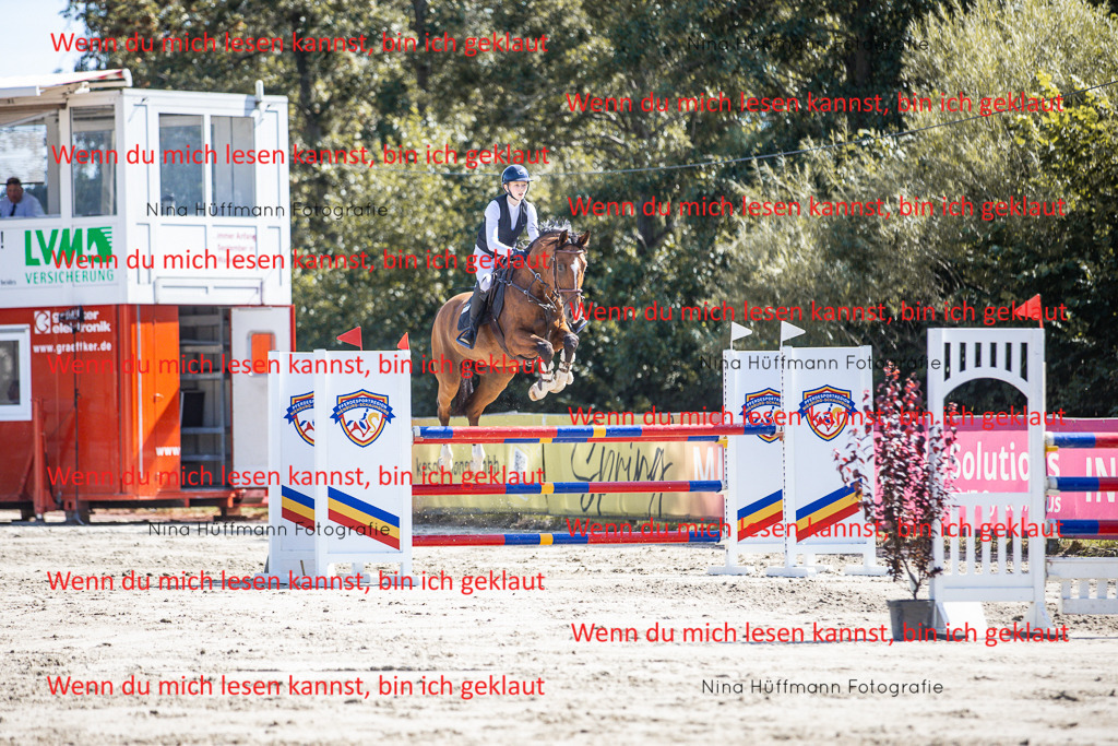 BK1A6906 | Turnierbilder Turnierfotos Nina Hüffmann Turnierfotografie Pferdefotografie Tierzeichnung Haustierzeichnung Pferdezeichnung Hundezeichnung Videograf  - Realisiert mit Pictrs.com