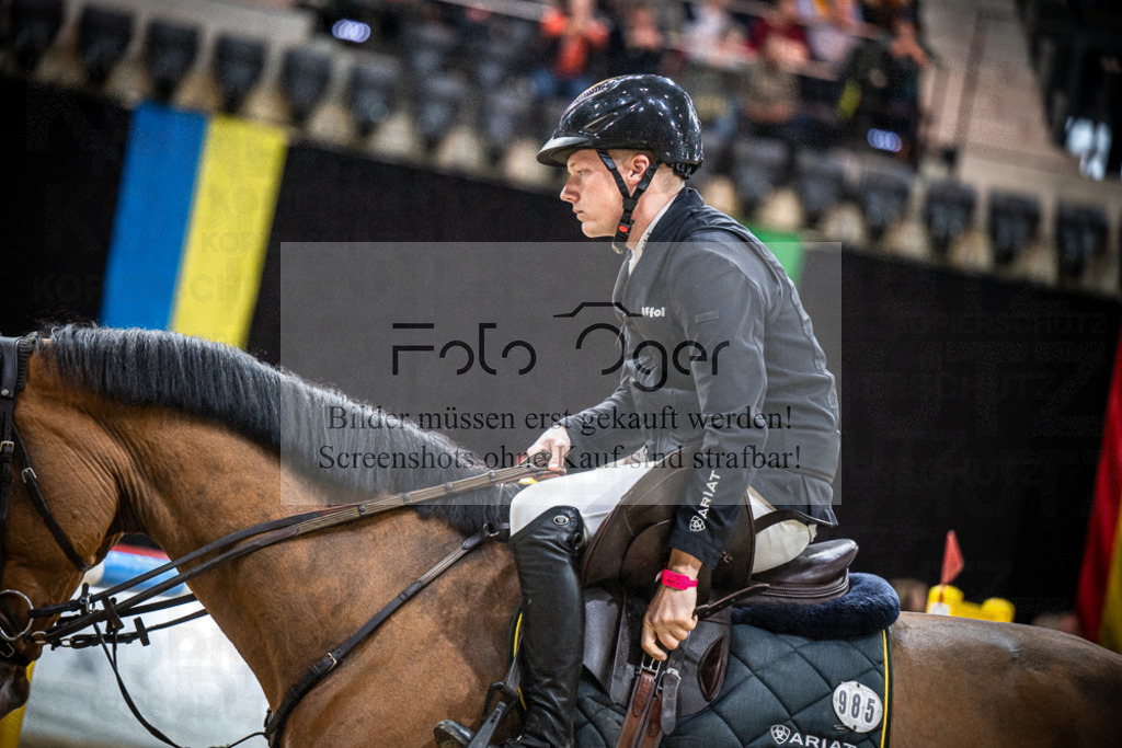 DOS_1916 | Entdecke hochwertige Reitturnierfotos von Foto Oger. Professionell, emotional und authentisch – jetzt Lieblingsmomente im Shop bestellen.Deutschlandweite Turnierfotografie. - Realisiert mit Pictrs.com