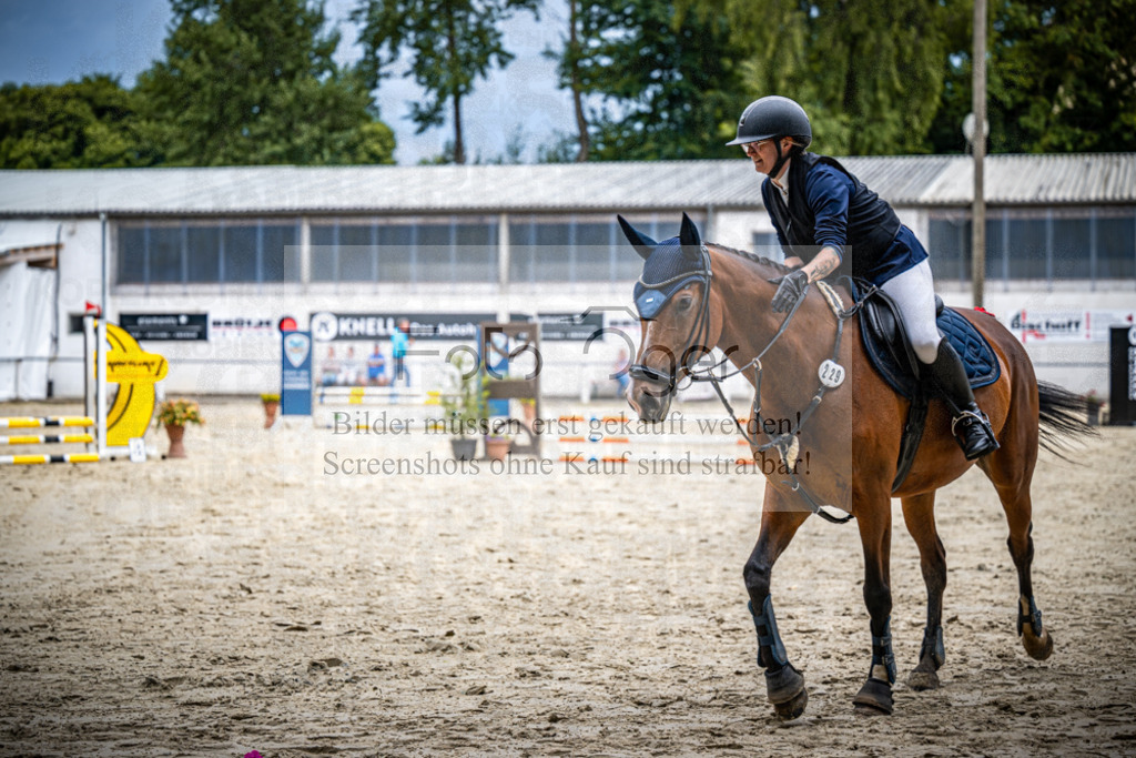 Turnier Laggenbeck 2026-15-0182 | Entdecke hochwertige Reitturnierfotos von Foto Oger. Professionell, emotional und authentisch – jetzt Lieblingsmomente im Shop bestellen.Deutschlandweite Turnierfotografie. - Realisiert mit Pictrs.com