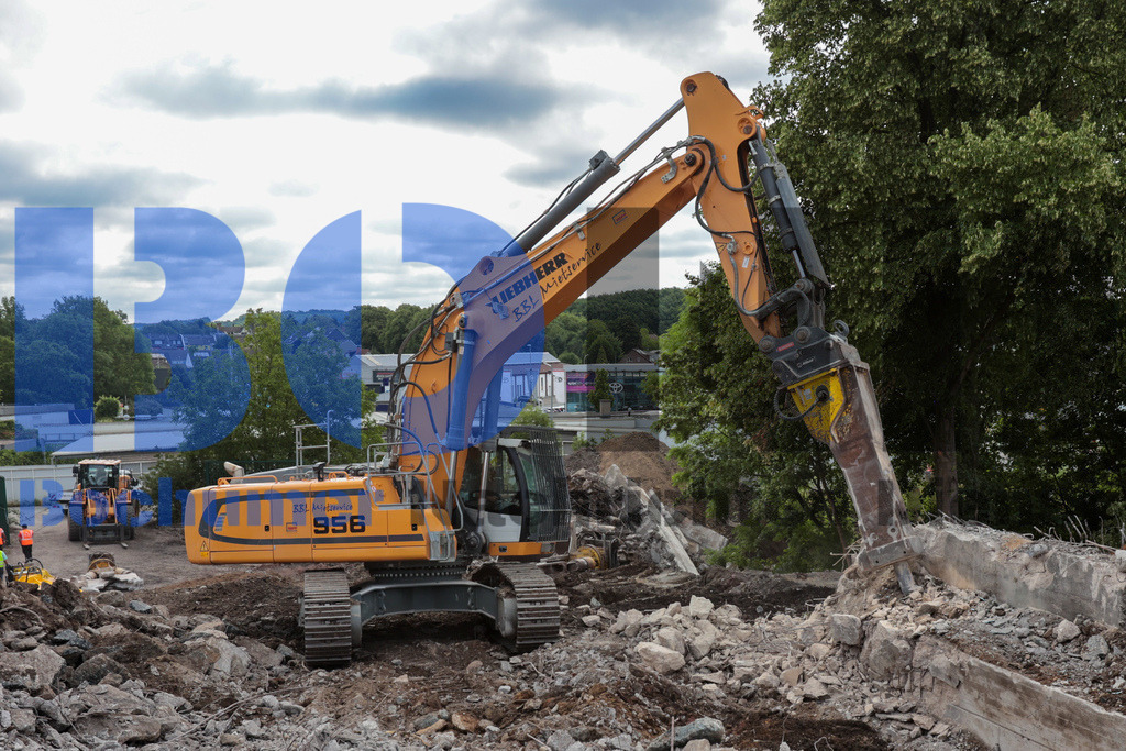 SES_BOCHER20250628-7 | bond - Realisiert mit Pictrs.com