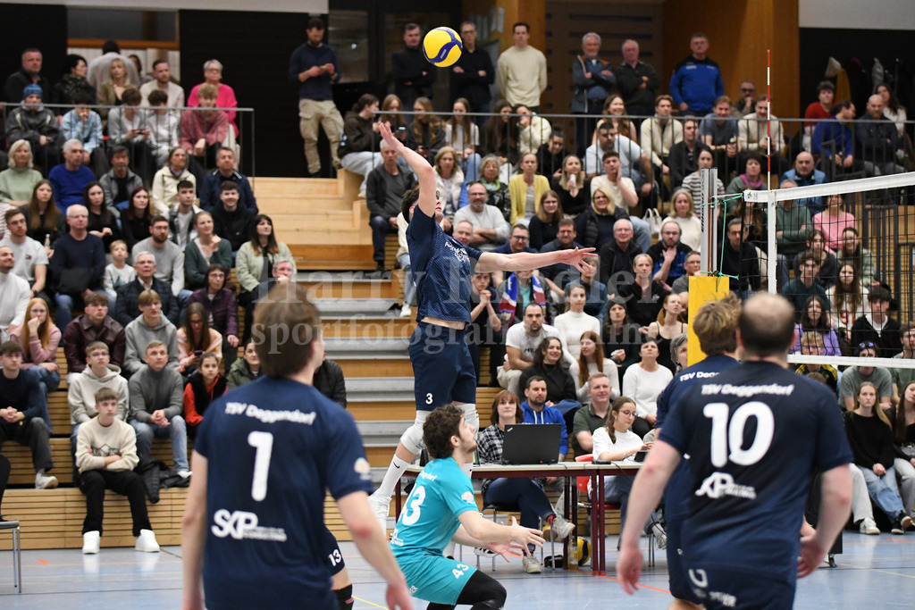 TSV Deggendorf  : VC Eitting 09 | Alexej Kursov (Kapitän/Außenangreifer) - Realisiert mit Pictrs.com