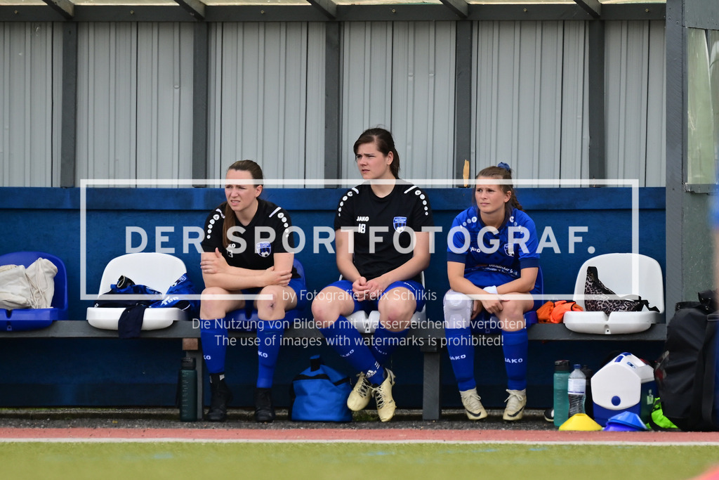 Fußball I Frauen I Saison 2024-2025 I Bezirksliga I 22. Spieltag I FSG 3 Meilen Altes Land - VfL Wingst I 041829 | Der Sportfotograf. - Realisiert mit Pictrs.com