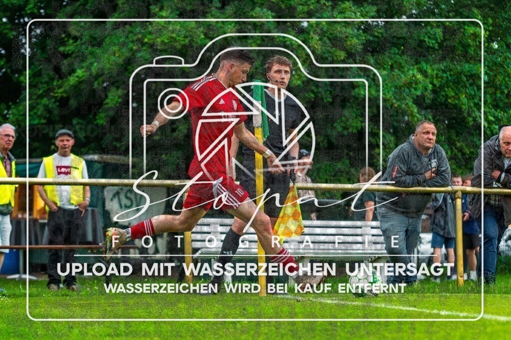Landesliga Herren LG - TSV Ottersberg vs. TV Jahn Schneverdingen | Maurice Bahnemann (TV Jahn Schneverdingen #10); Landesliga Herren LG - TSV Ottersberg vs. TV Jahn Schneverdingen am 29.05.26 in Wümmestadion, Ottersberg - Realisiert mit Pictrs.com