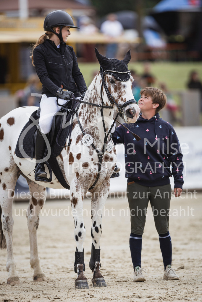 250712_BHO_ClearRoundTeam-444 | Deine schönsten Turniermomente als professionelle Fotos! Entdecke hochwertige Pferdesport-Fotografie im Online-Shop. Jetzt Fotos finden & bestellen!