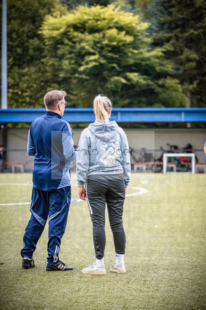SG Holzhausen / Schölerberg / TuS Nahne - SV Harderberg | Fr.-BZP Weser-Ems · SG Holzhausen / Schölerberg / TuS Nahne - 1. Damen · Sportplatz Auf dem Volke - Realisiert mit Pictrs.com