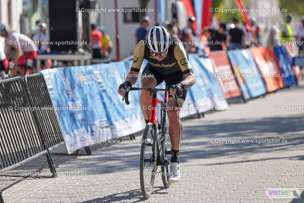 VJ__5579 | Neusiedlersee Radmarathon 2026@sportshot_your_pictrs #yourpictures#roadtowm2029 #nrm #neusiedlerseeradmarathon #neusiedlersee #neusiedlerseetourismus #burgenland #mörbisch #nrm26 #burgenlandtourismus #voglundco #poweredbyburgenlandtourismus #radsport #rad #marathon #ucigranfondo #visitburgenland #ucigranfondoworldseries