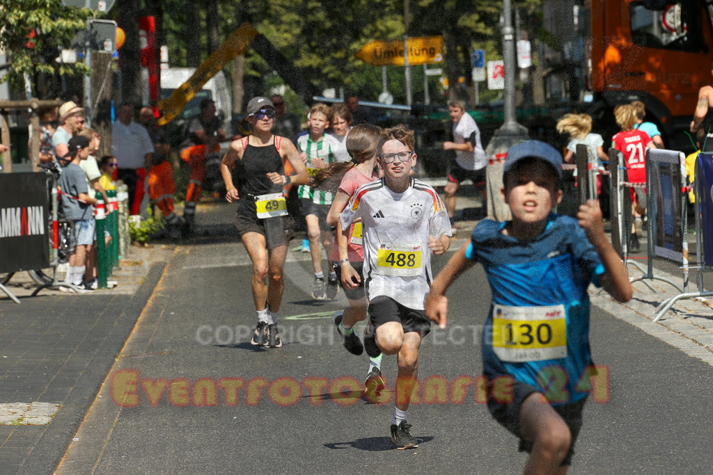250621_1043_EX1_2269 | Sportfotografie im Rhein-Sieg Kreis, Köln, Bonn, NRW, Rheinland Pfalz, Hessen, etc. Unser Tätigkeitsfeld umfasst den Laufsport vom Volkslauf über den Marathon, Duathlon, Triathon bis zum Ultralauf wie Kölnpfad Ultra oder Schindertrail.