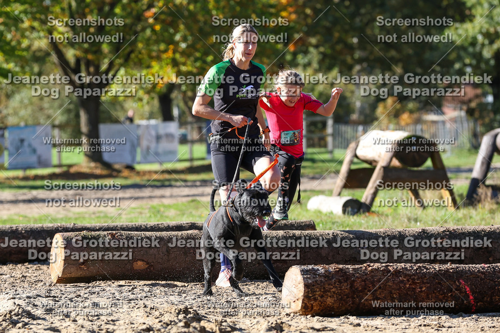 Dog Paparazzi - Strongdog 10-25-2737 | Dog Paparazzi Jeanette Grottendiek Fotografie & Videografie - Realisiert mit Pictrs.com