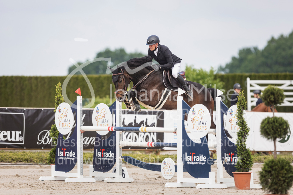 250530_MayDays_SprPf-M-424 | Deine schönsten Turniermomente als professionelle Fotos! Entdecke hochwertige Pferdesport-Fotografie im Online-Shop. Jetzt Fotos finden & bestellen!