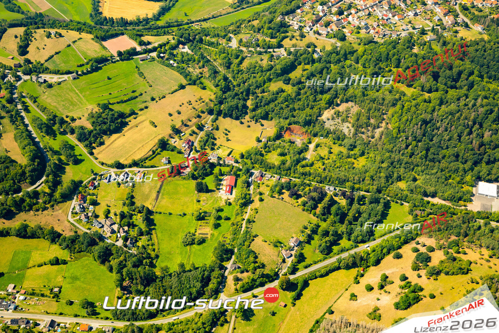 Das Luftbild der Stadt Marsberg wurde 2022 vom Flugzeug heraus erstellt (keine Drohnen-Aufnahmen) Aufnahmehöhe ca.450 Meter- hohe Bildauflösung und Druck-Qualität. Garantiert!
