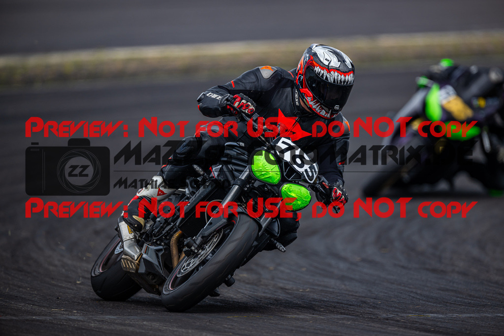 MaZZes_FotoMatrix_230719_3117 | GELB