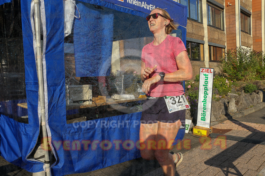 250801_1915_EX1_7428 | Sportfotografie im Rhein-Sieg Kreis, Köln, Bonn, NRW, Rheinland Pfalz, Hessen, etc. Unser Tätigkeitsfeld umfasst den Laufsport vom Volkslauf über den Marathon, Duathlon, Triathon bis zum Ultralauf wie Kölnpfad Ultra oder Schindertrail.
